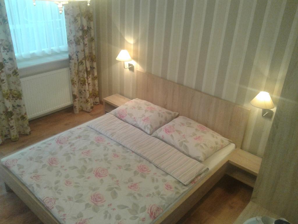 Manifik Pokoje Goscinne Łeba Habitación foto